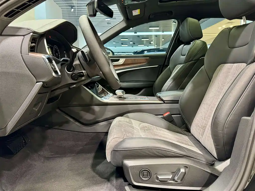 Audi A6L 2023 45 TFSI quattro Premium Dynamic Edition