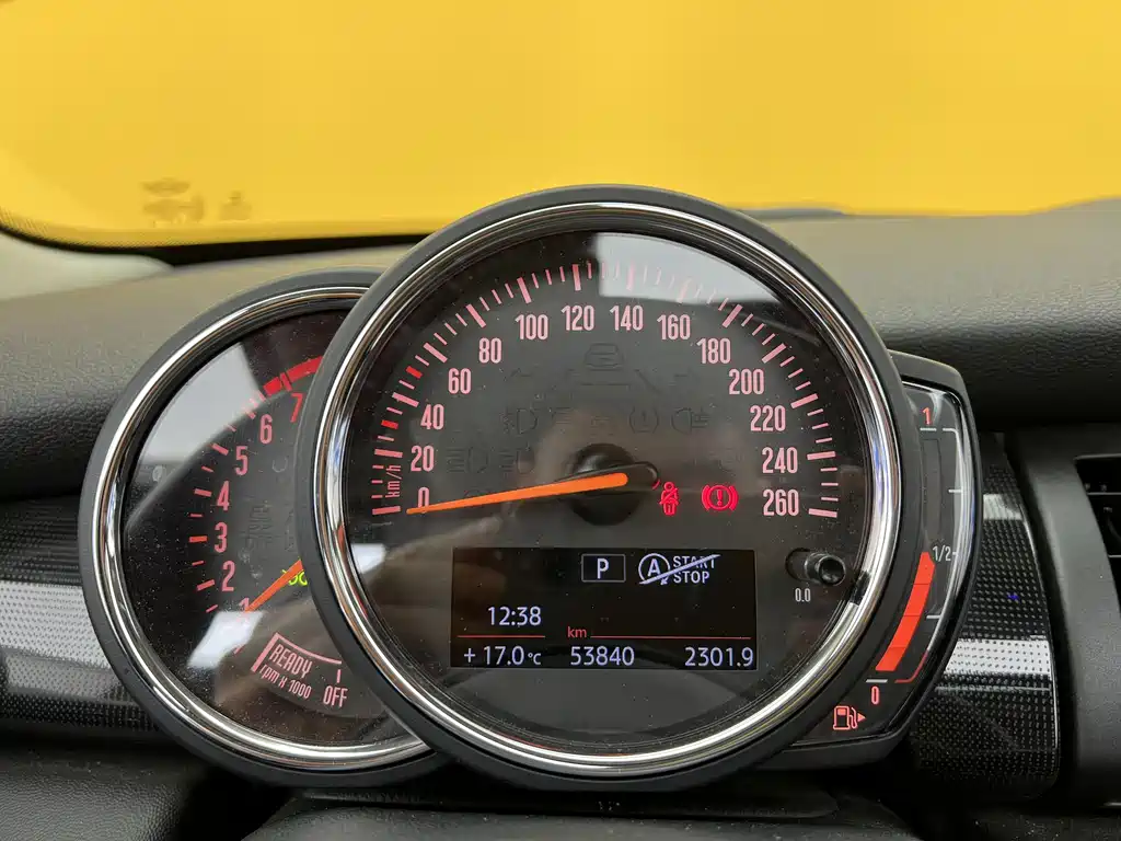 MINI 2019 1.5T COOPER Artist