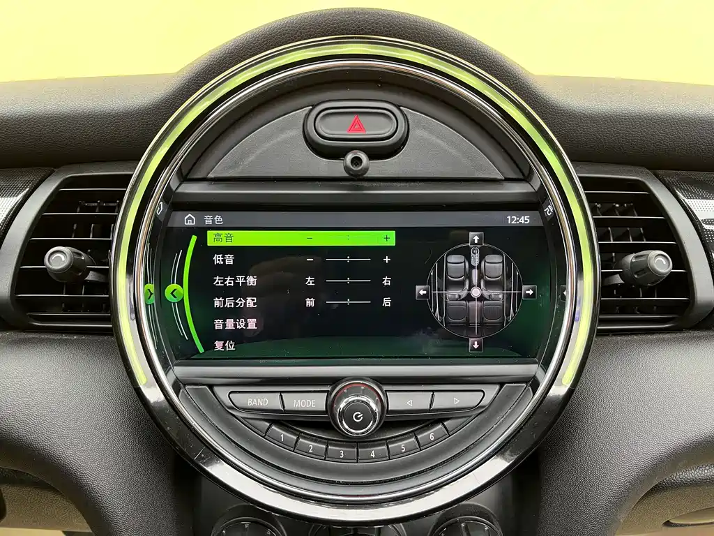 MINI 2019 1.5T COOPER Artist