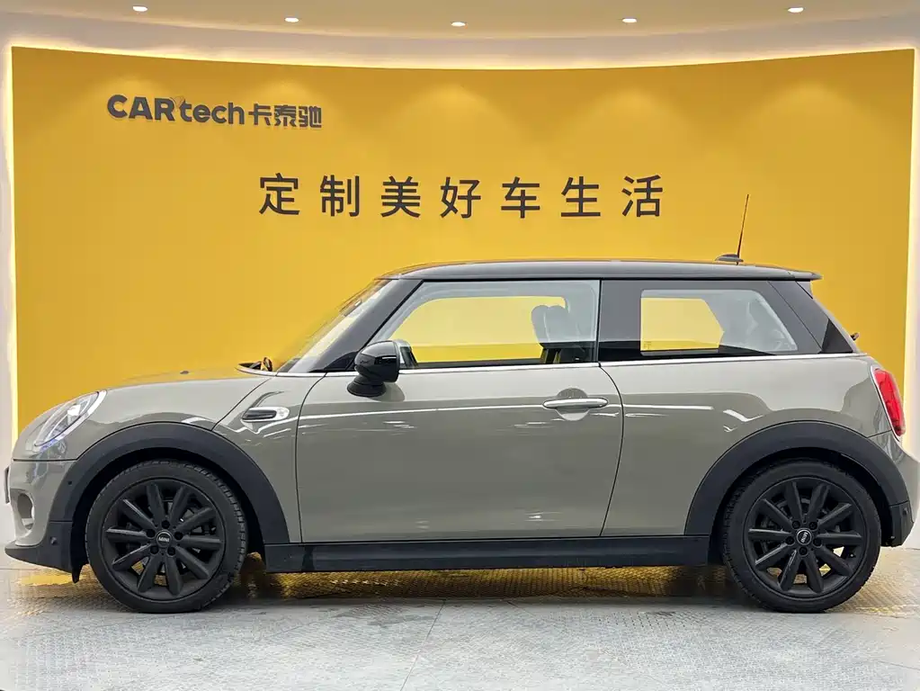MINI 2019 1.5T COOPER Artist