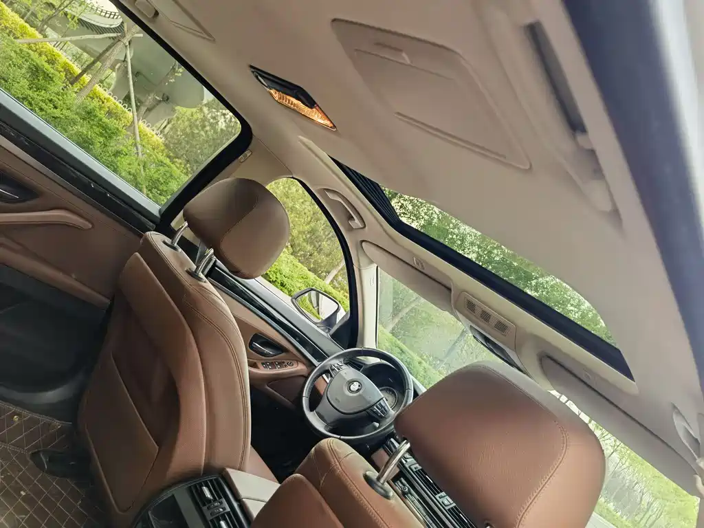 BMW 5 Series 2014 520Li Elegant Edition