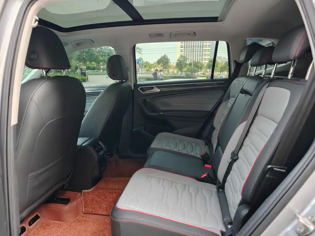 Volkswagen Tiguan L PHEV 2022 430PHEV Plug-in Hybrid Premium Edition