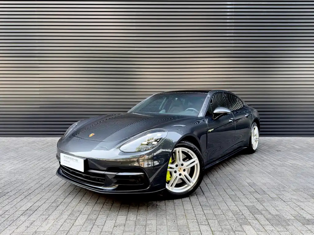 2018 Porsche Panamera 4 E-Hybrid