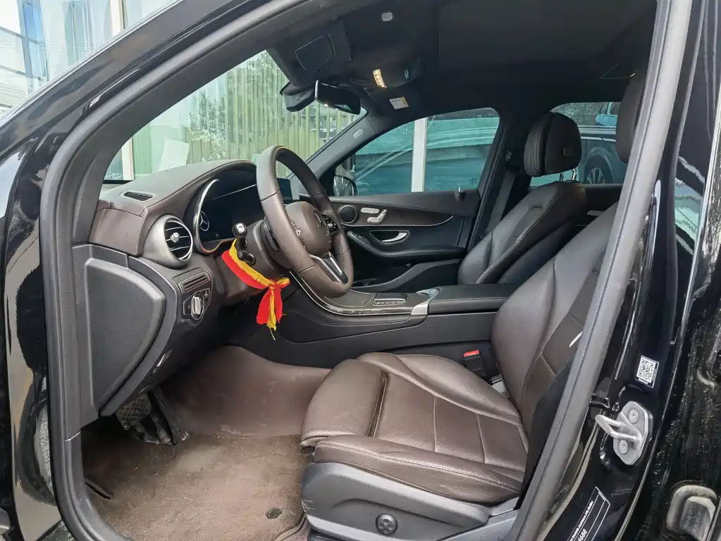 Mercedes-Benz GLC 260 L 4MATIC Luxury 2021