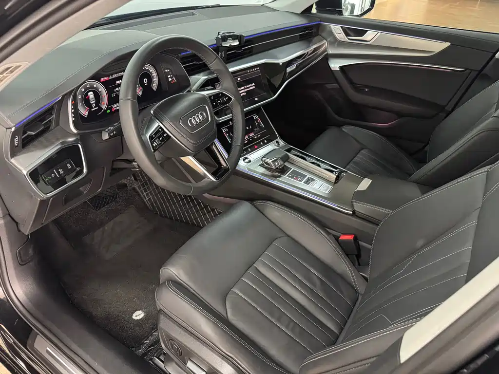 Audi A6L 2023 45 TFSI臻选动感型