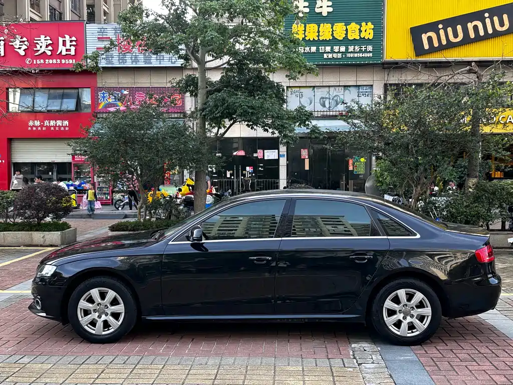 Audi A4L 2012 1.8 TFSI Manual Comfort Edition