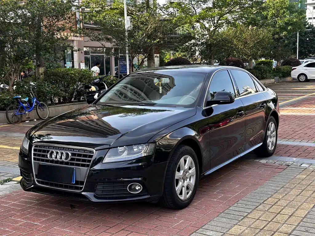 Audi A4L 2012 1.8 TFSI Manual Comfort Edition