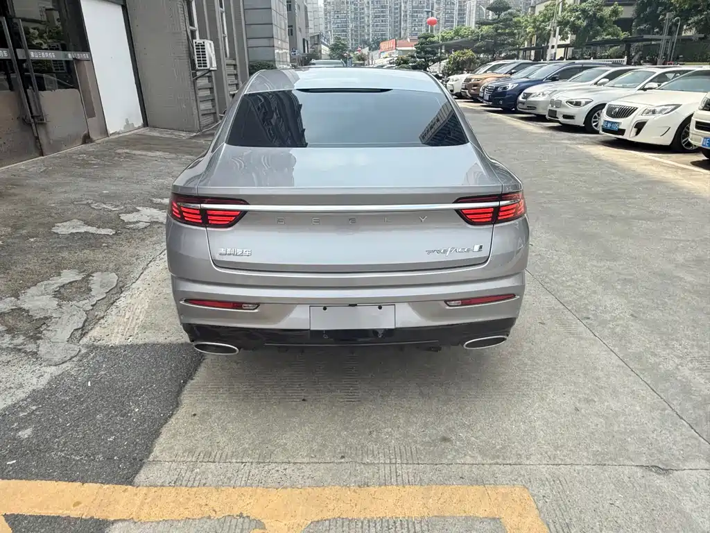 Geely Preface 2023 2.0TD Luxury Edition
