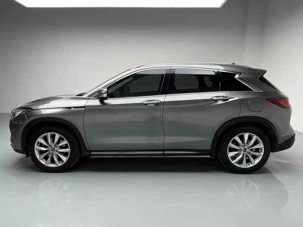 Infiniti QX50 2018 2.0T FWD Fashion Edition