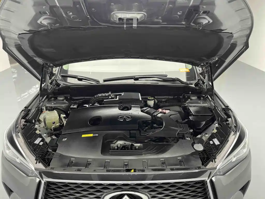 Infiniti QX50 2018 2.0T FWD Fashion Edition
