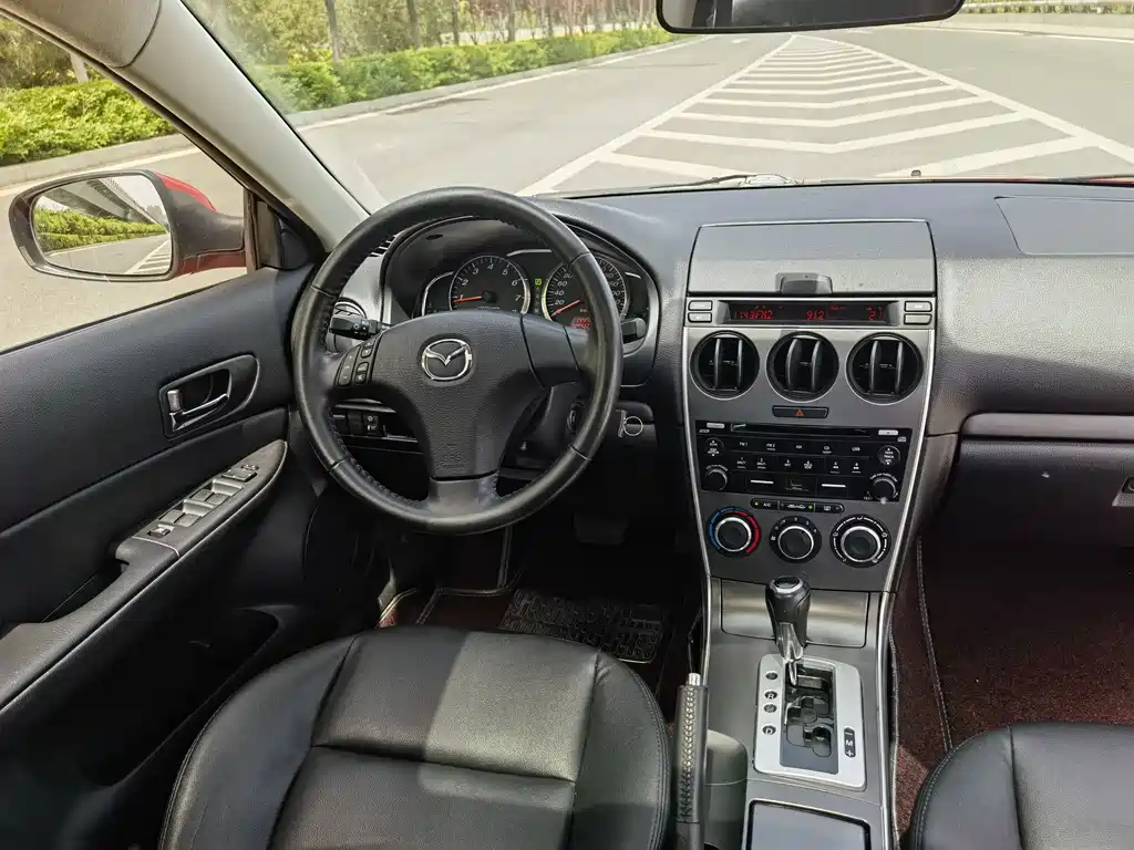 Mazda 6 2015 2.0L Automatic Fashion Edition