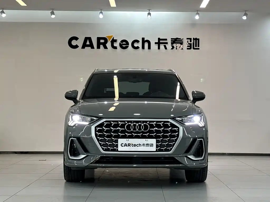 Audi Q3 2024 40 TFSI Fashion Dynamic