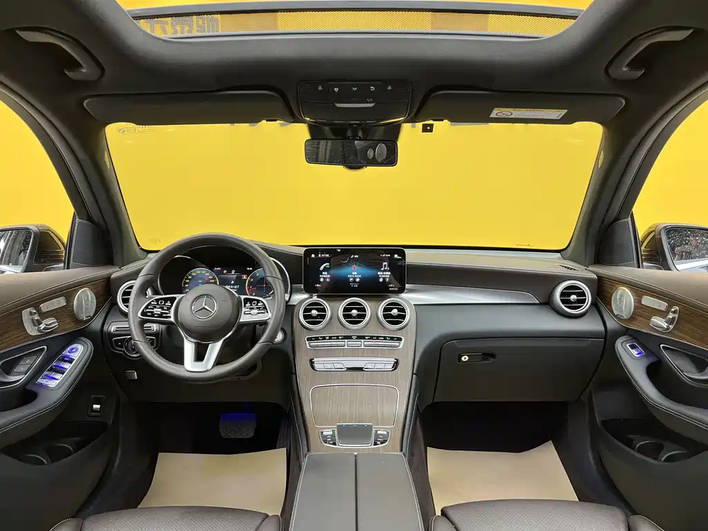 Mercedes-Benz GLC 300 L 4MATIC