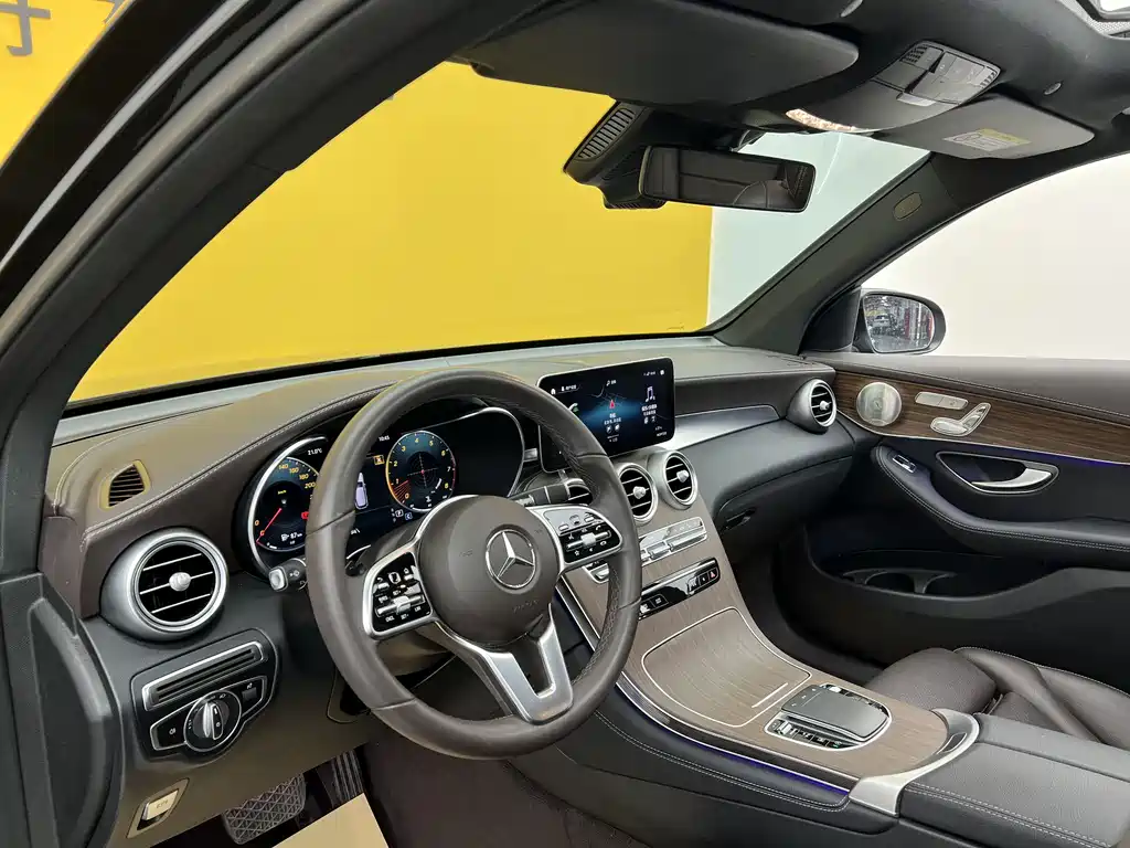 Mercedes-Benz GLC 300 L 4MATIC