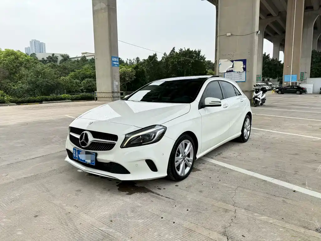 Mercedes-Benz A-Class (Import) 2016 A 200 Dynamic