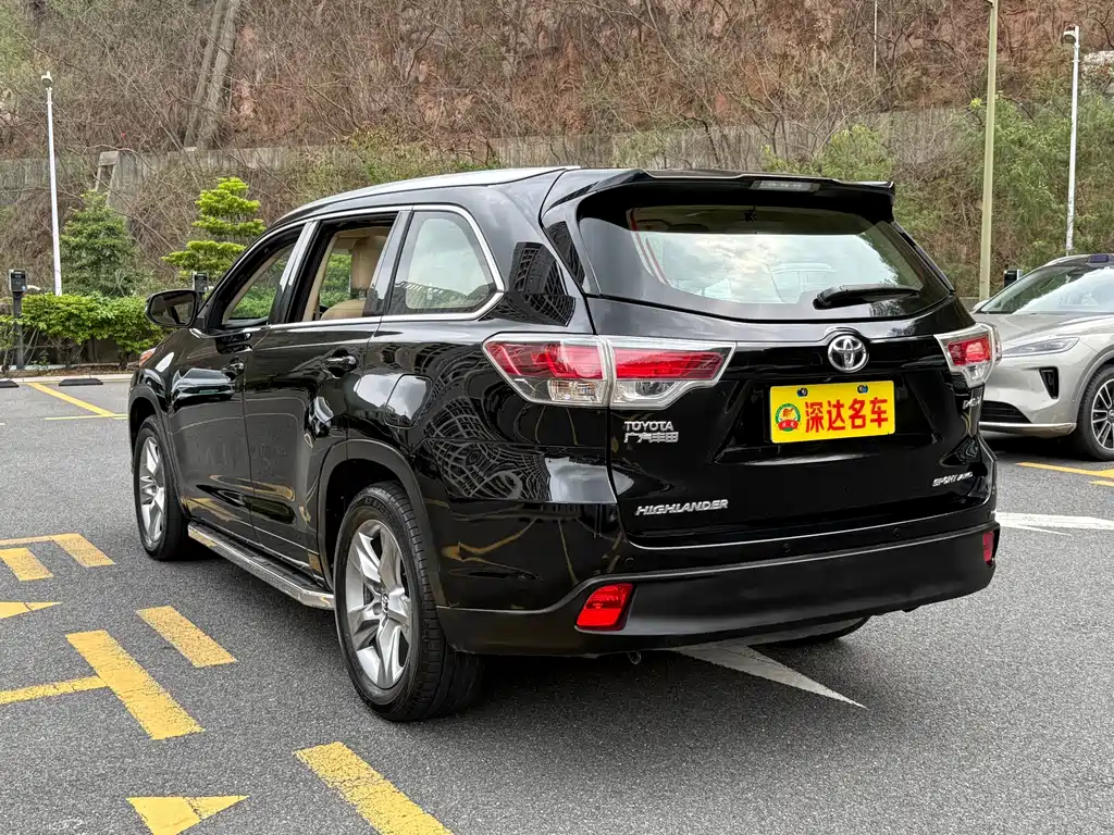 Toyota Highlander 2017 2.0T AWD Luxury 7-Seater
