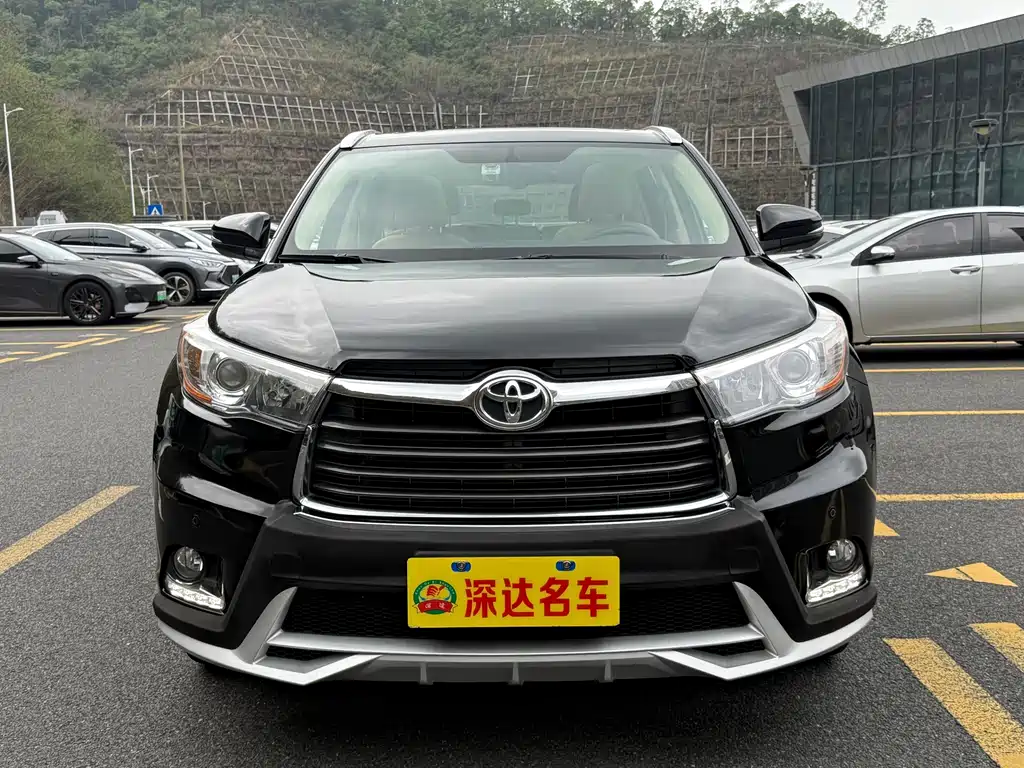 Toyota Highlander 2017 2.0T AWD Luxury 7-Seater