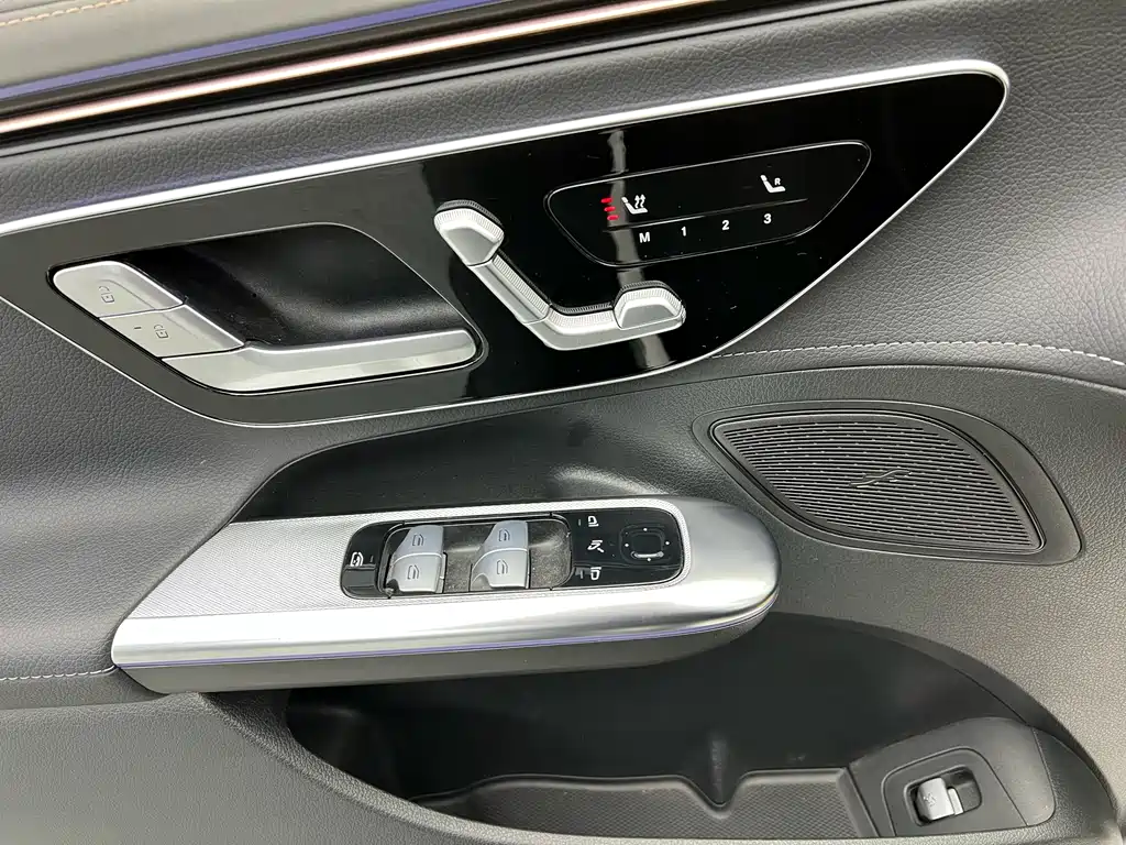 Mercedes-Benz EQE 350 Luxury Edition 2022