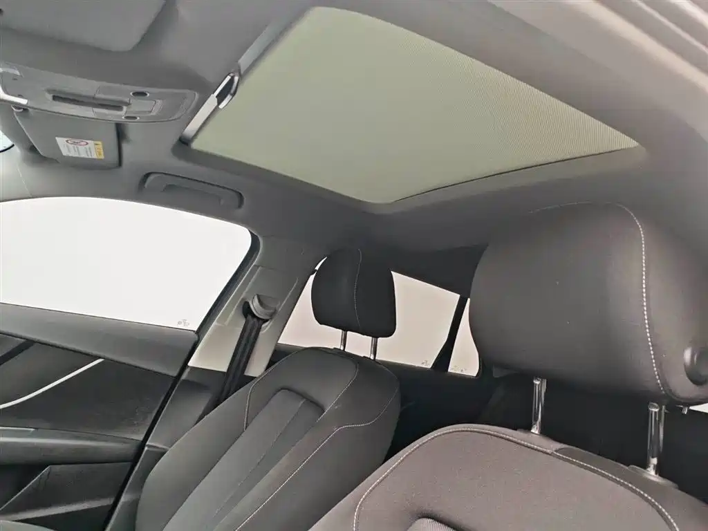 Audi Q2L 2020 35 TFSI