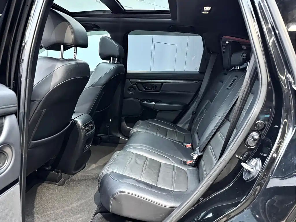Honda CR-V 2021 240TURBO CVT FWD Black Edition