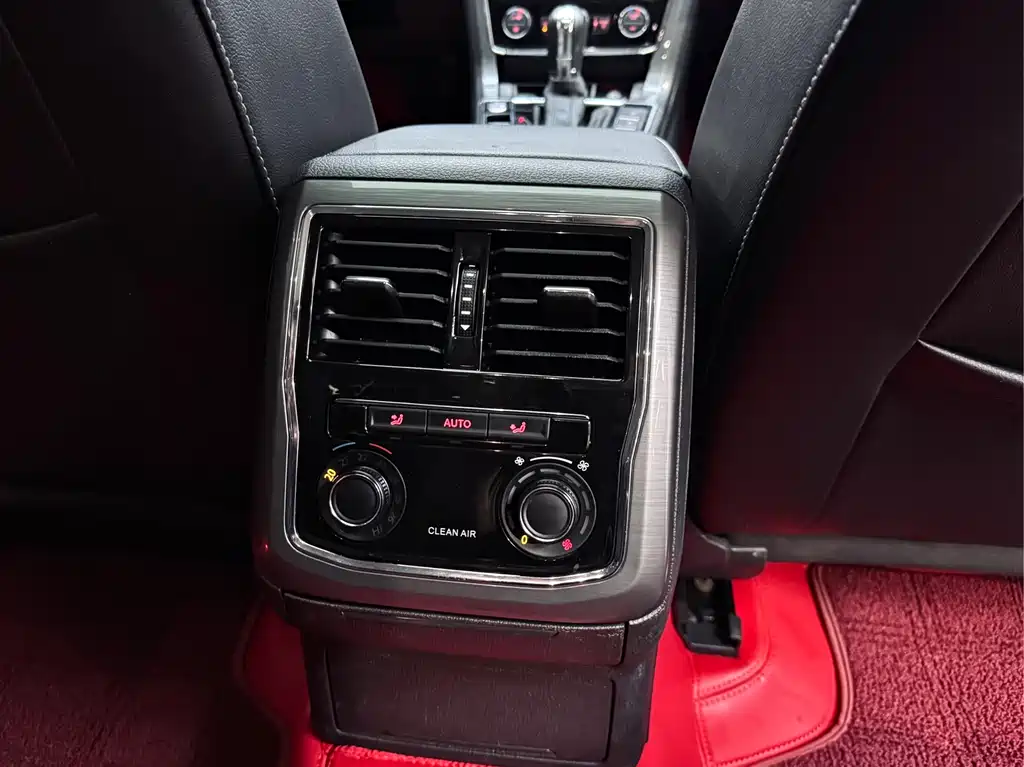 Volkswagen Passat 2017 330TSI DSG Prestige Edition