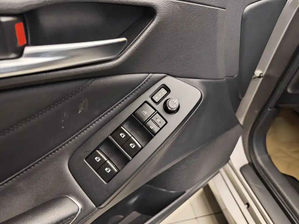 2019 Toyota Avalon Hybrid 2.5L Luxury Edition China V