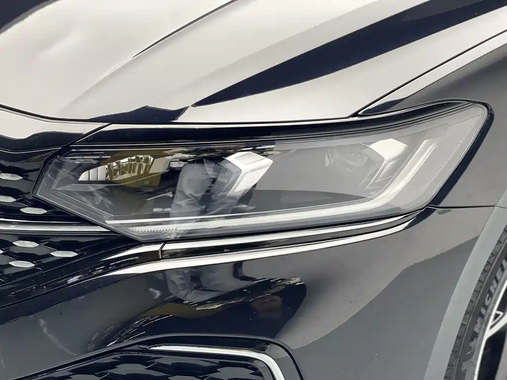 Volkswagen Passat 2024 380TSI Starlight Elite Edition