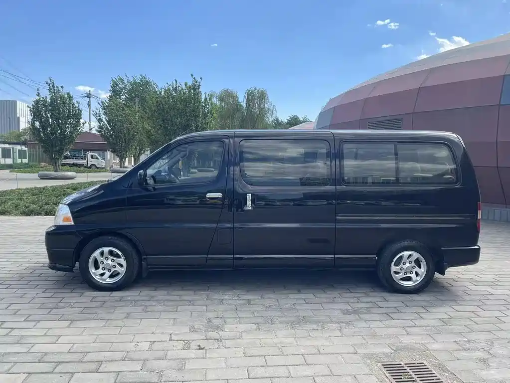 Jinbei Granse 2007 2.7L Business Class Standard 9-Seater 3RZ