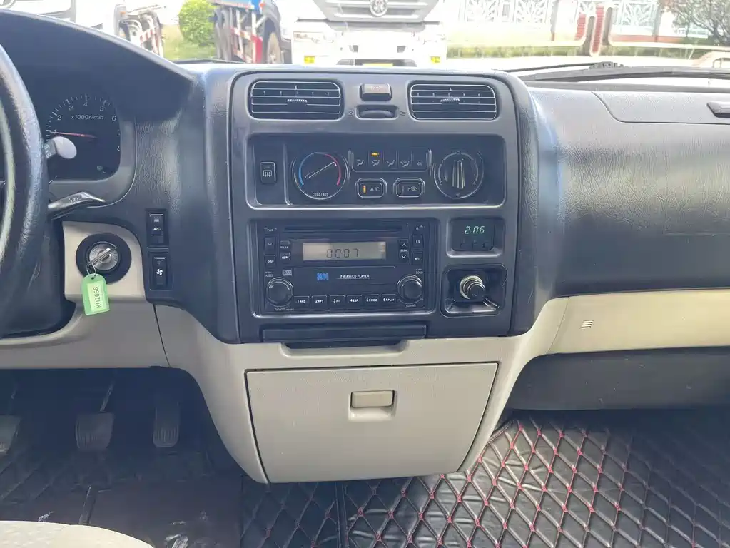 Jinbei Granse 2007 2.7L Business Class Standard 9-Seater 3RZ