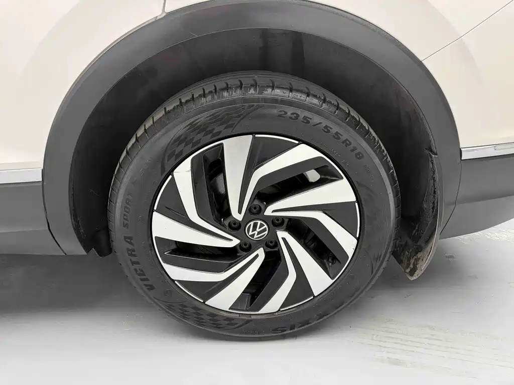 Volkswagen Tiguan L 2022 330TSI Automatic FWD Zhixiang Edition