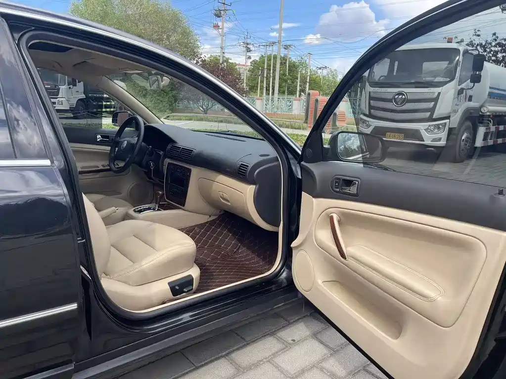 Passat 2005 1.8T Automatic Luxury