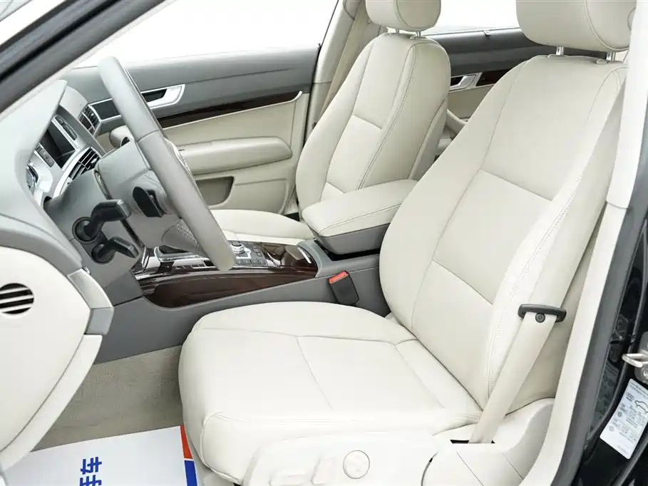 Audi A6L 2010 2.4L Technical Edition