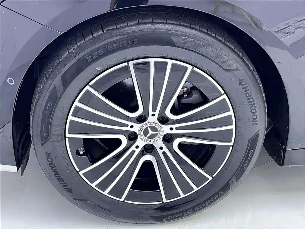 Mercedes-Benz E-Class 2024 E 260 L