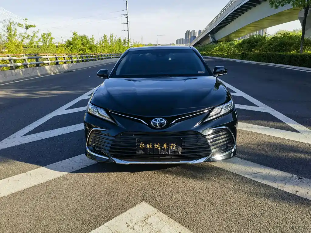 Camry 2023 2.5G Luxury Edition