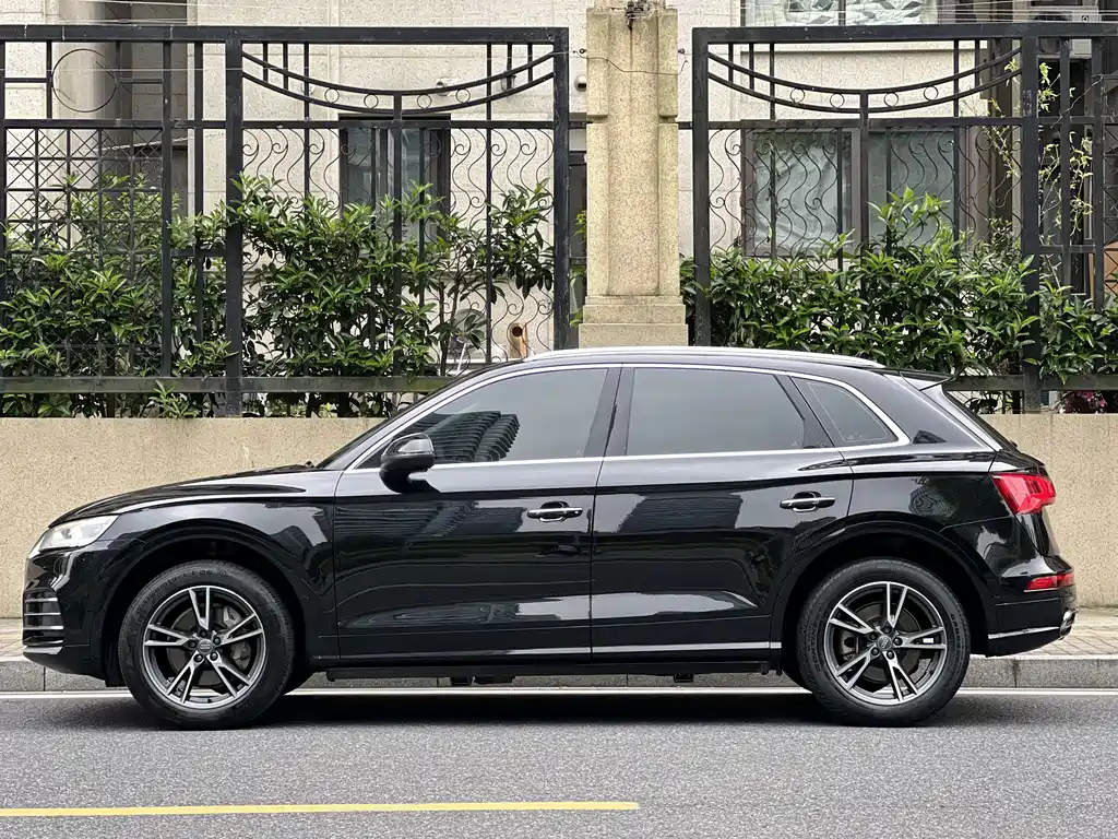 Audi Q5L 2020 45 TFSI Premium Fashion Edition