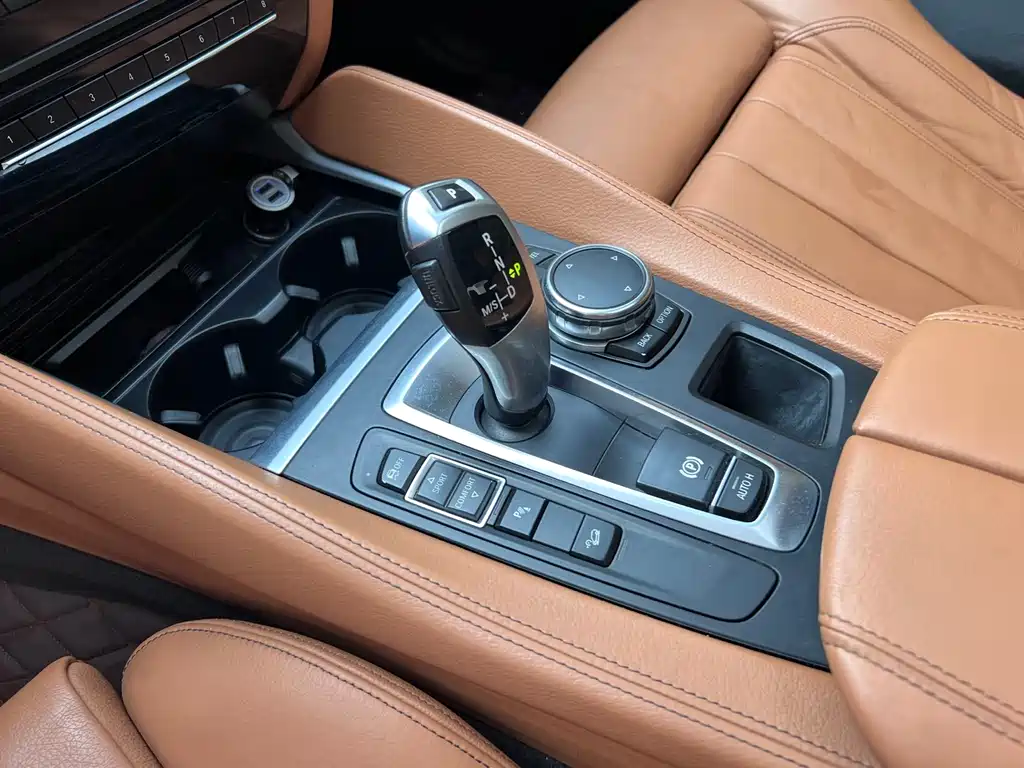 BMW X6 2015 xDrive28i