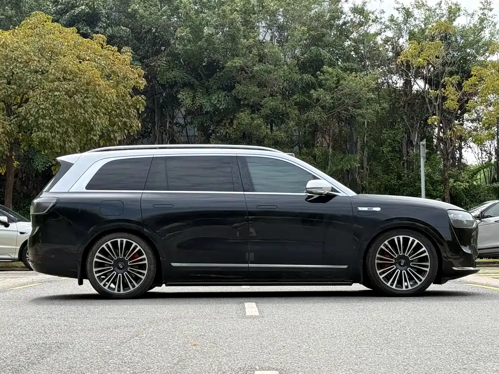 AITO M9 2024 EREV Ultra Edition 42kWh 6-Seater