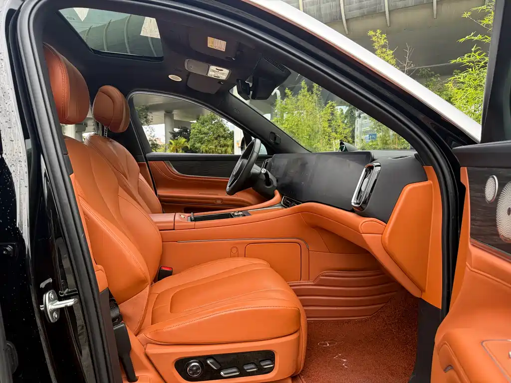 AITO M9 2024 EREV Ultra Edition 42kWh 6-Seater