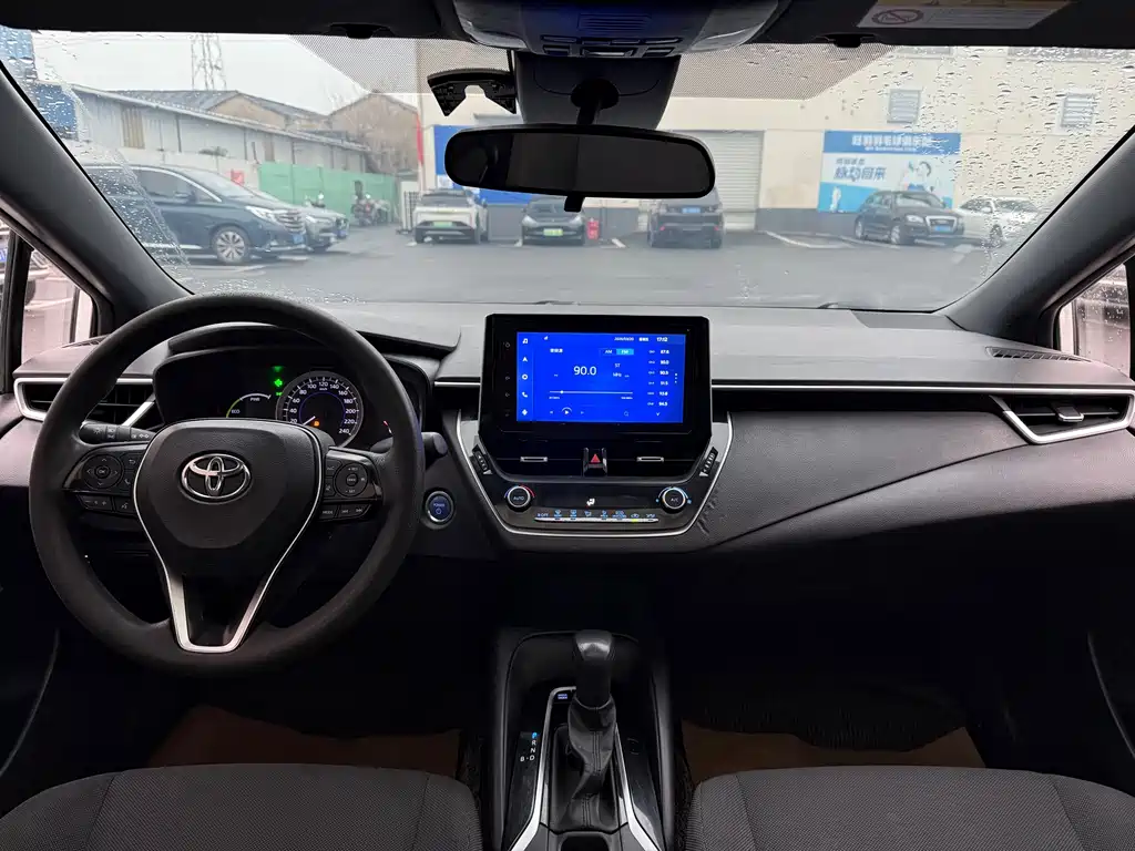 Toyota Levin 2022 Hybrid 1.8H E-CVT Luxury Edition