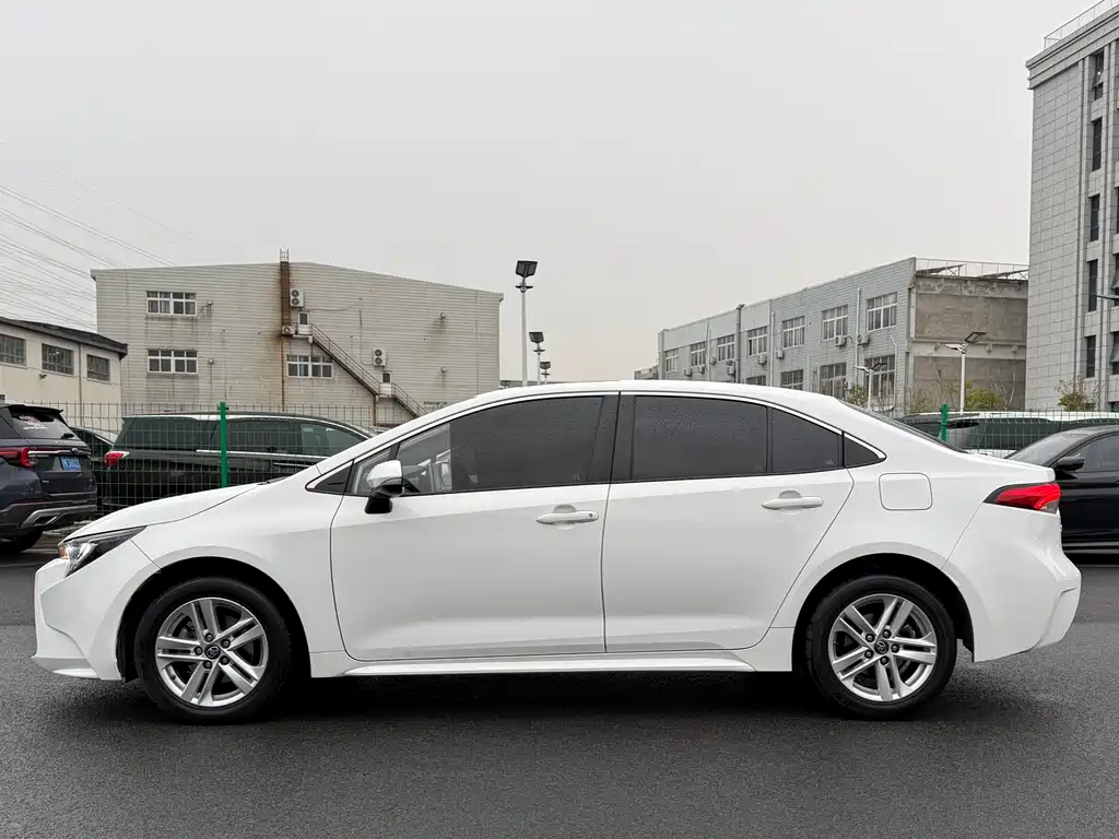 Toyota Levin 2022 Hybrid 1.8H E-CVT Luxury Edition