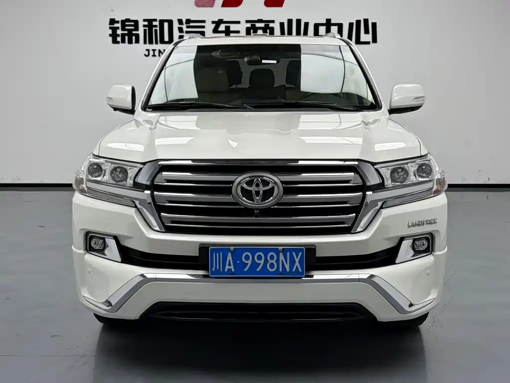 Toyota Land Cruiser (Import) 2017 5.7L VXR