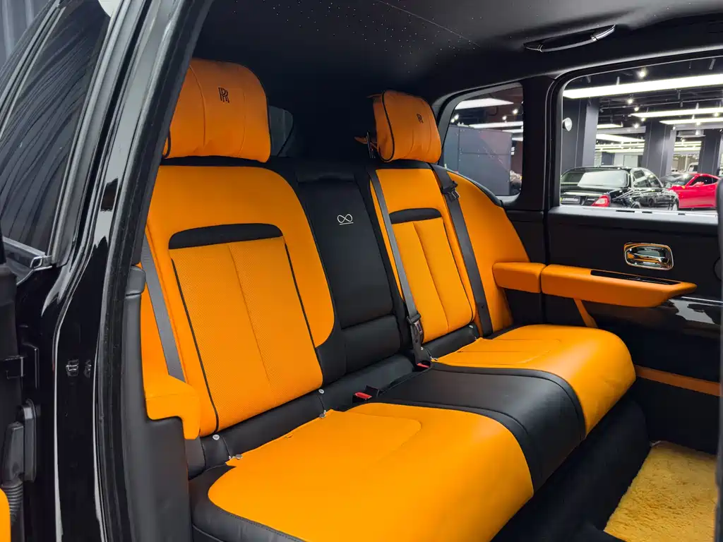 Cullinan 2020 Black Badge