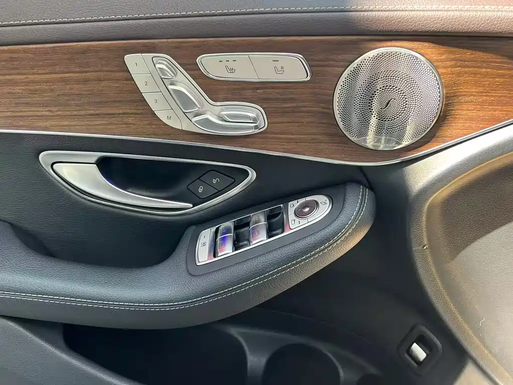 2022 Mercedes-Benz GLC 300 L 4MATIC Dynamic