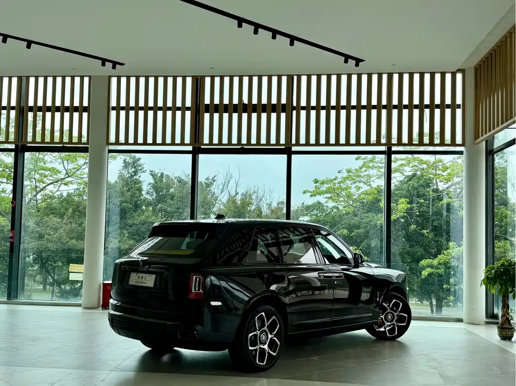 Cullinan 2020 Black Badge