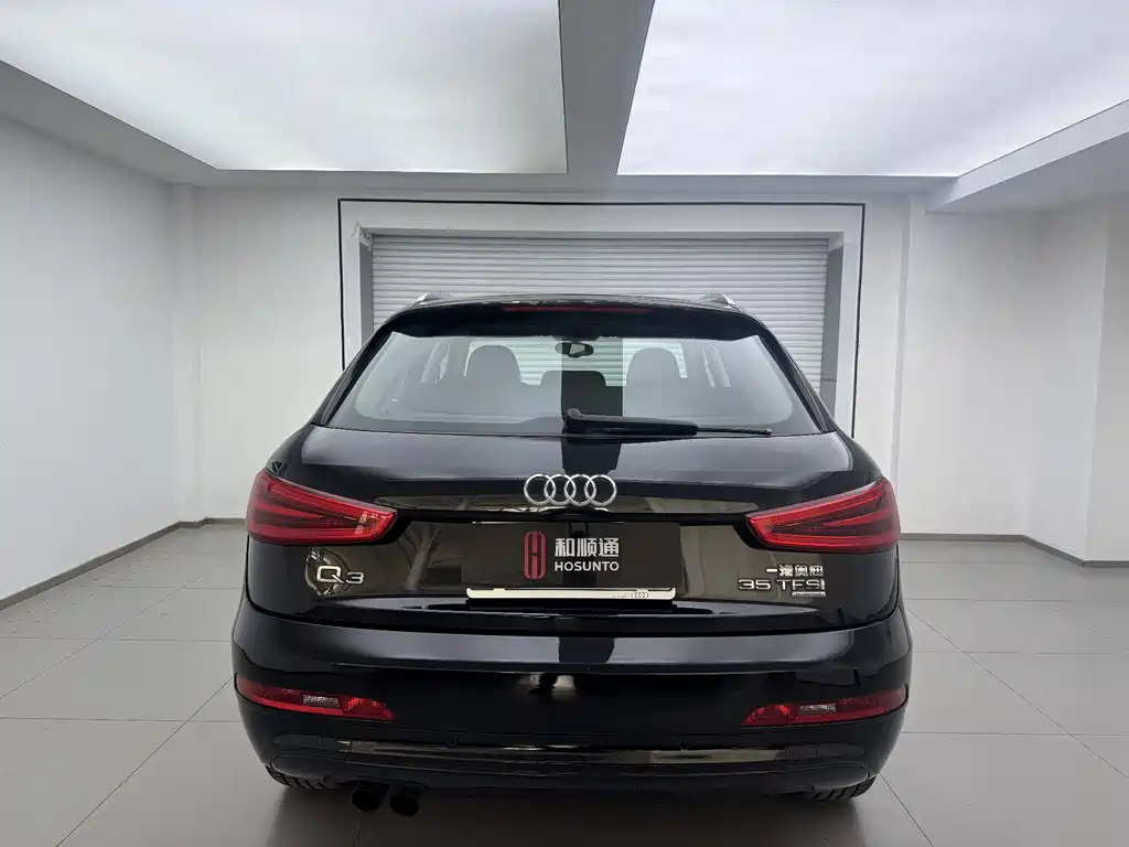 Audi Q3 2013 35 TFSI quattro Technik