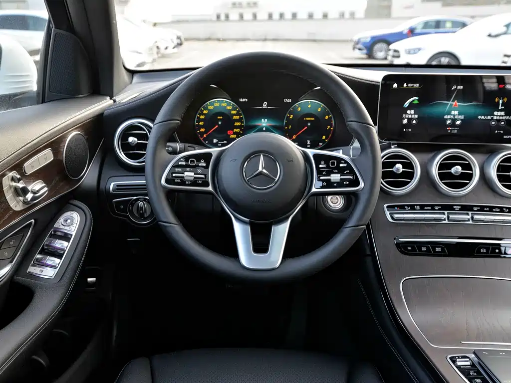 Mercedes-Benz GLC 2021 GLC 260 L 4MATIC Luxury Edition