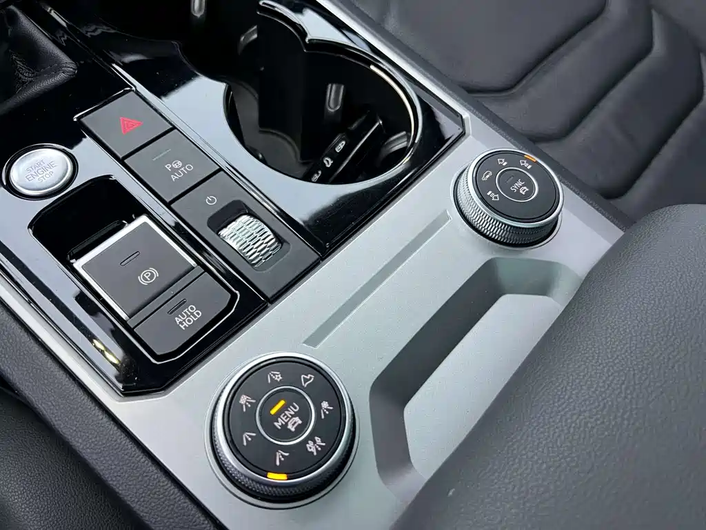 Volkswagen Touareg 2020 3.0 TSI Sharp Edition China VI