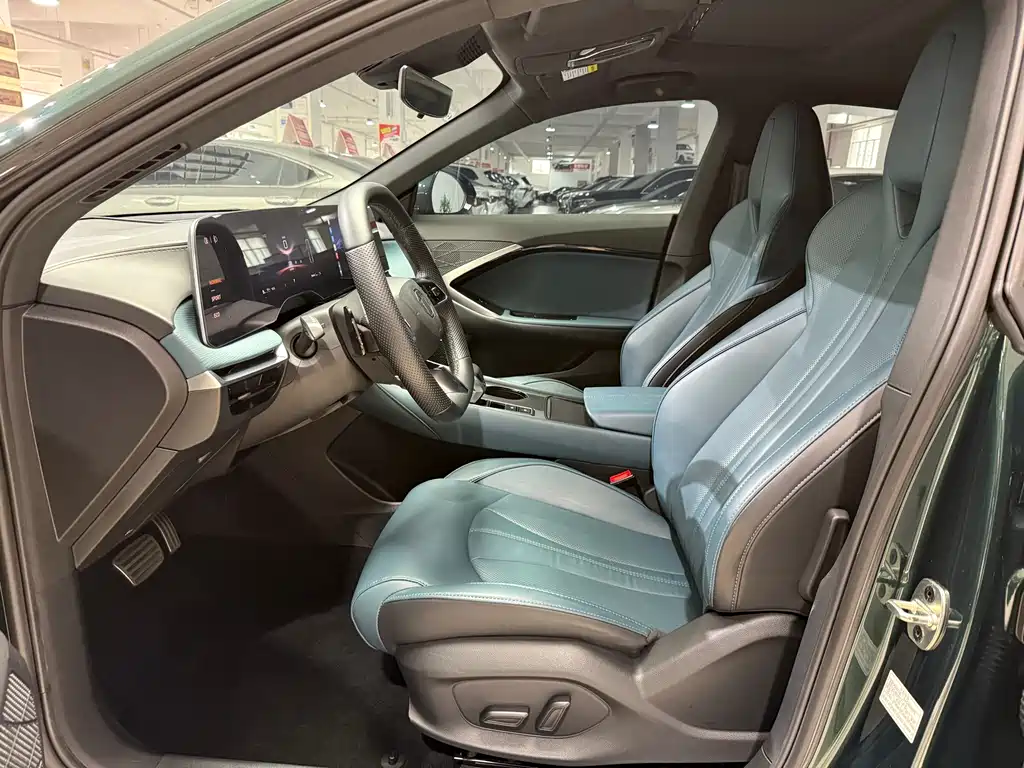 MG7 2023 1.5T DCT Luxury Edition