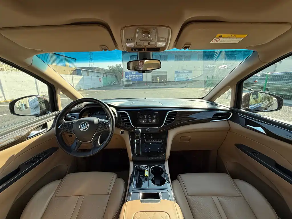 Buick GL8 2018 ES 28T Luxury Edition China VI