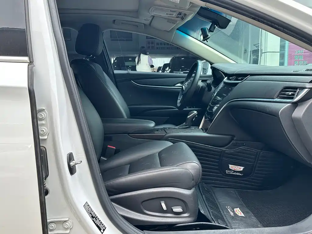 Cadillac XTS 2018 28T Technical